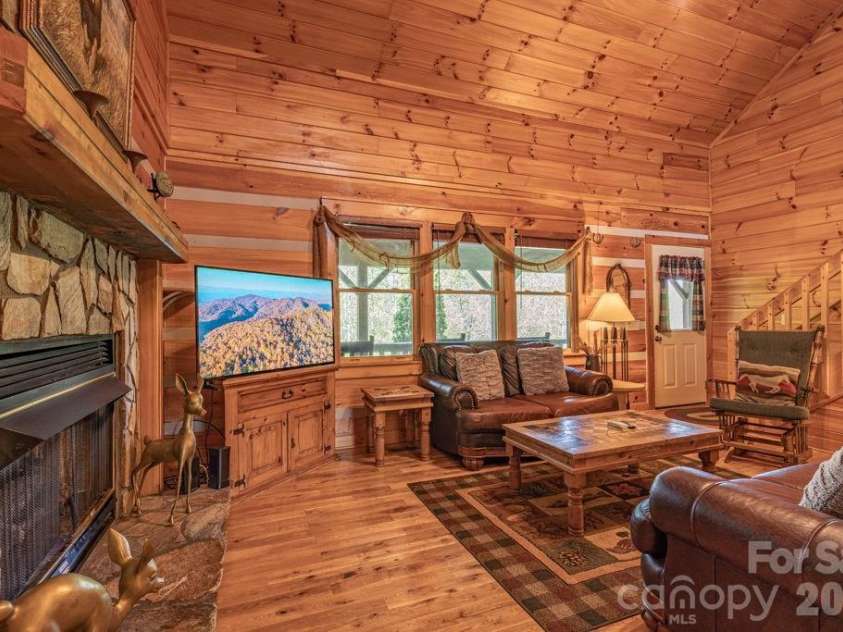 197 Woodby Ridge Road, Vilas, NC 28692.  MLS# CAR4382013, YatesRealty ID 23836. 