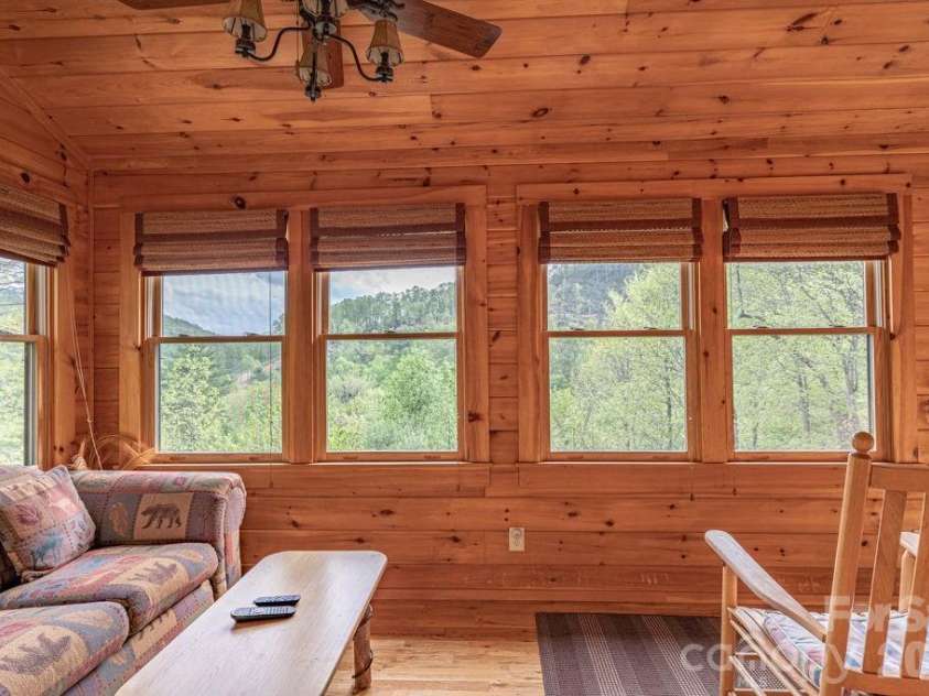 197 Woodby Ridge Road, Vilas, NC 28692.  MLS# CAR4382013, YatesRealty ID 23836. 