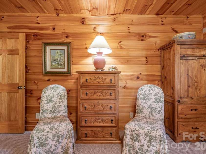 197 Woodby Ridge Road, Vilas, NC 28692.  MLS# CAR4382013, YatesRealty ID 23836. 