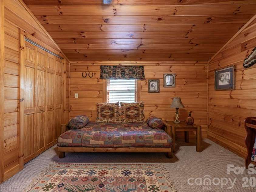 197 Woodby Ridge Road, Vilas, NC 28692.  MLS# CAR4382013, YatesRealty ID 23836. 