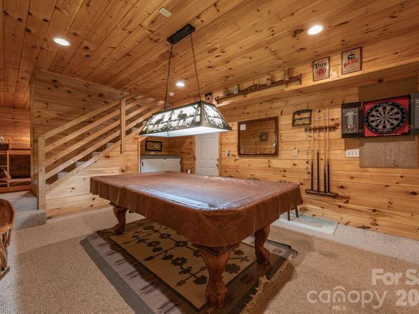 197 Woodby Ridge Road, Vilas, NC 28692.  MLS# CAR4382013, YatesRealty ID 23836. 