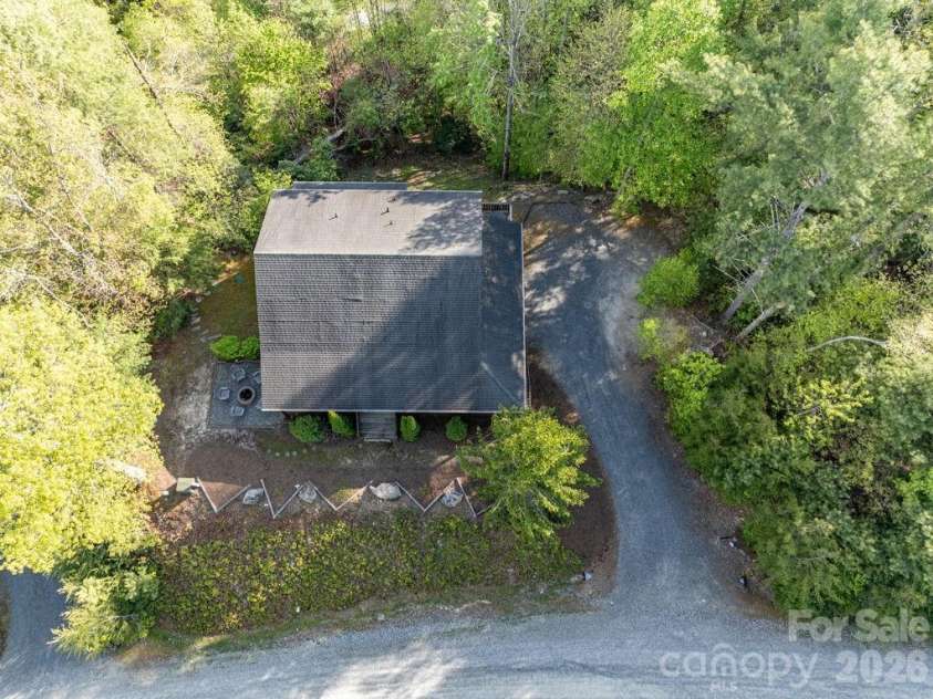 197 Woodby Ridge Road, Vilas, NC 28692.  MLS# CAR4382013, YatesRealty ID 23836. 
