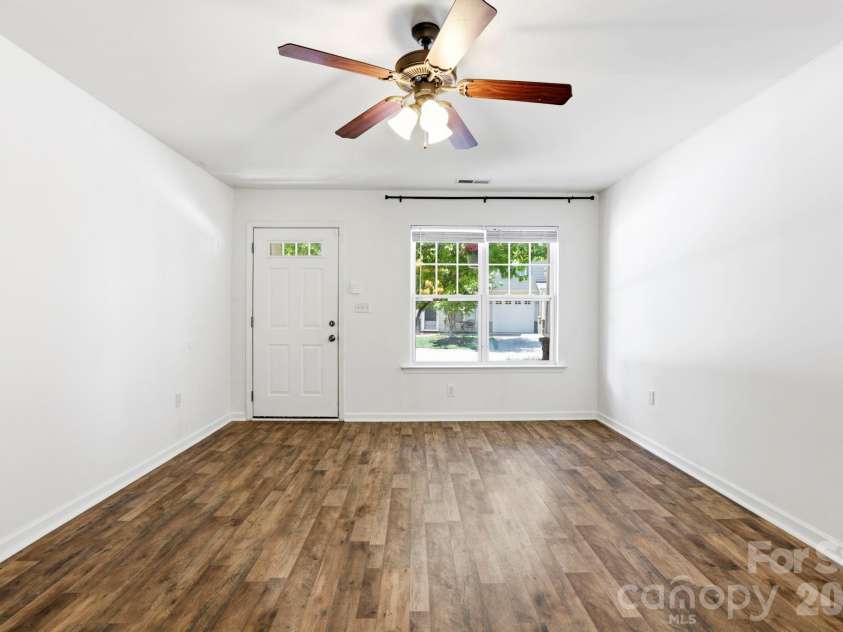 140 Thea Lane, Fletcher, NC 28732.  MLS# CAR4374845, YatesRealty ID 23837. 