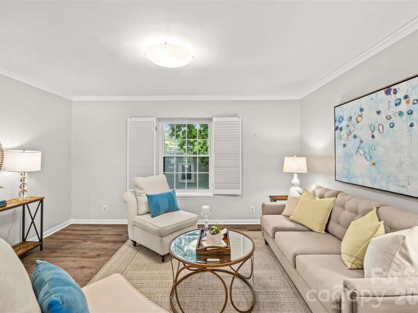 2604 Park Road, Charlotte, NC 28209.  MLS# CAR4374921, YatesRealty ID 23838. 