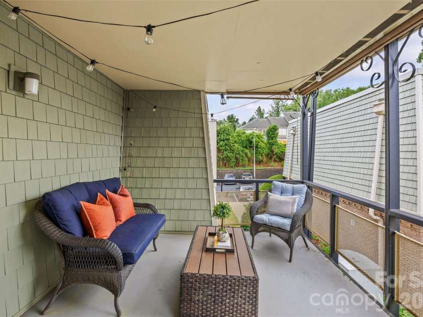 2604 Park Road, Charlotte, NC 28209.  MLS# CAR4374921, YatesRealty ID 23838. 