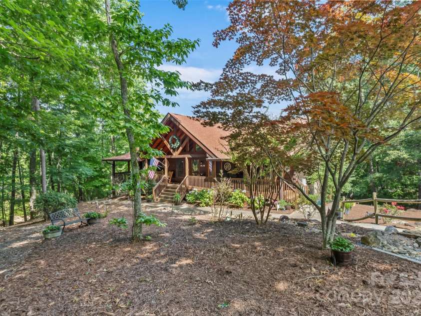279 Outback Trail, Nebo, NC 28761.  MLS# CAR4277769, YatesRealty ID 23838. 