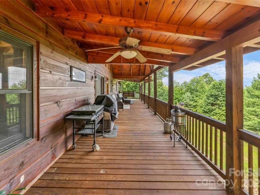 279 Outback Trail, Nebo, NC 28761.  MLS# CAR4277769, YatesRealty ID 23838. 
