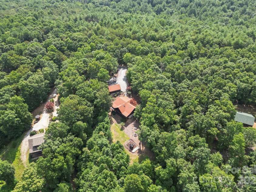 279 Outback Trail, Nebo, NC 28761.  MLS# CAR4277769, YatesRealty ID 23838. 