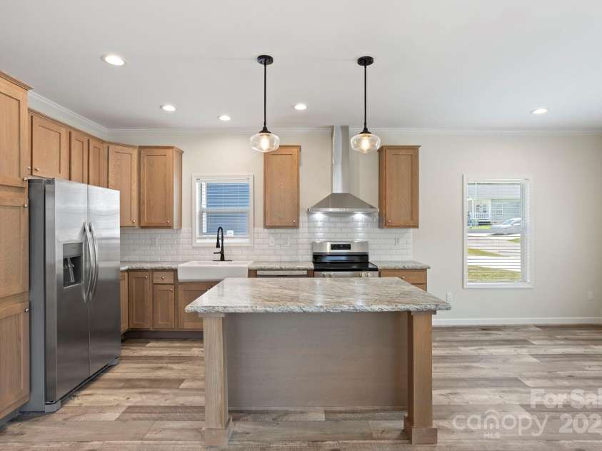 121 Bellamy Road, Asheville, NC 28806.  MLS# CAR4277886, YatesRealty ID 23839. 