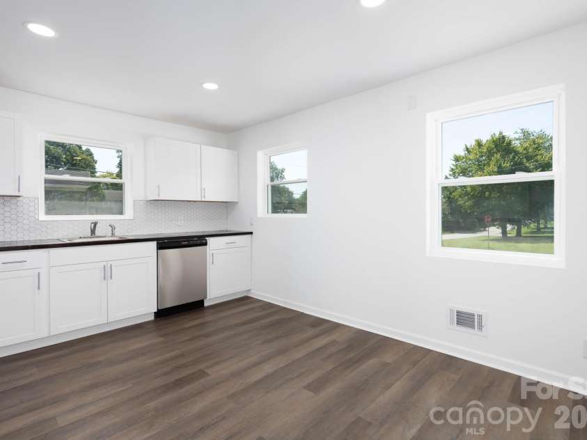 108 Little Texas Road, Kannapolis, NC 28083.  MLS# CAR4335230, YatesRealty ID 2384. 