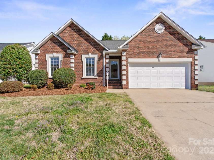 1207 Overhill Road, Salisbury, NC 28144.  MLS# CAR4228943, YatesRealty ID 2384. 