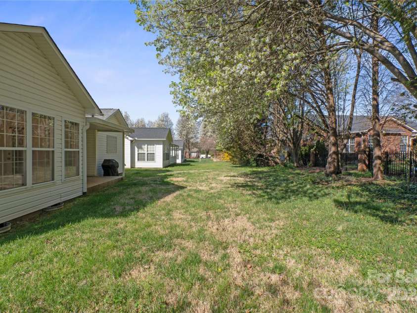 1207 Overhill Road, Salisbury, NC 28144.  MLS# CAR4228943, YatesRealty ID 2384. 