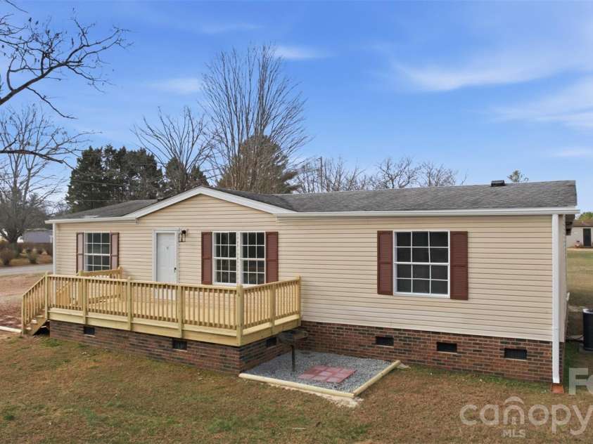 53 Mountain View Drive, Taylorsville, NC 28681.  MLS# CAR4340818, YatesRealty ID 2384. 