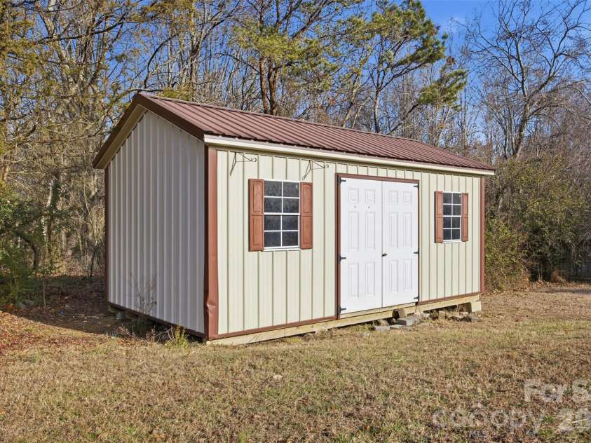 53 Mountain View Drive, Taylorsville, NC 28681.  MLS# CAR4340818, YatesRealty ID 2384. 