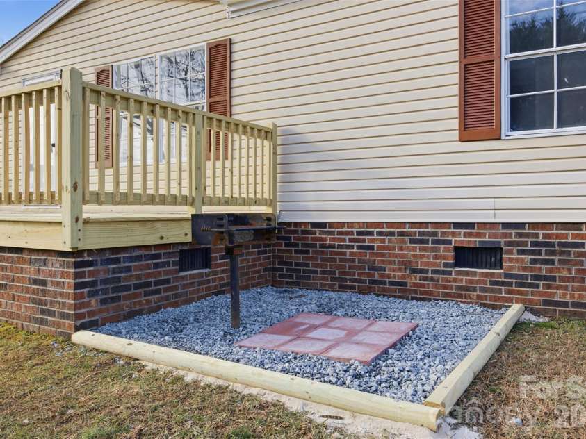 53 Mountain View Drive, Taylorsville, NC 28681.  MLS# CAR4340818, YatesRealty ID 2384. 