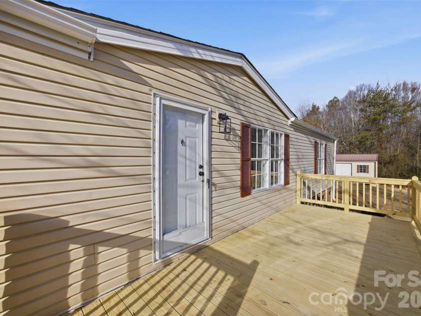 53 Mountain View Drive, Taylorsville, NC 28681.  MLS# CAR4340818, YatesRealty ID 2384. 