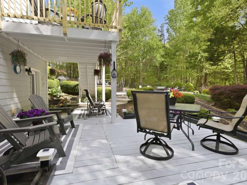 5404 Cotton Top Court, Waxhaw, NC 28173.  MLS# CAR4368521, YatesRealty ID 23840. Secondary deck off lower level
