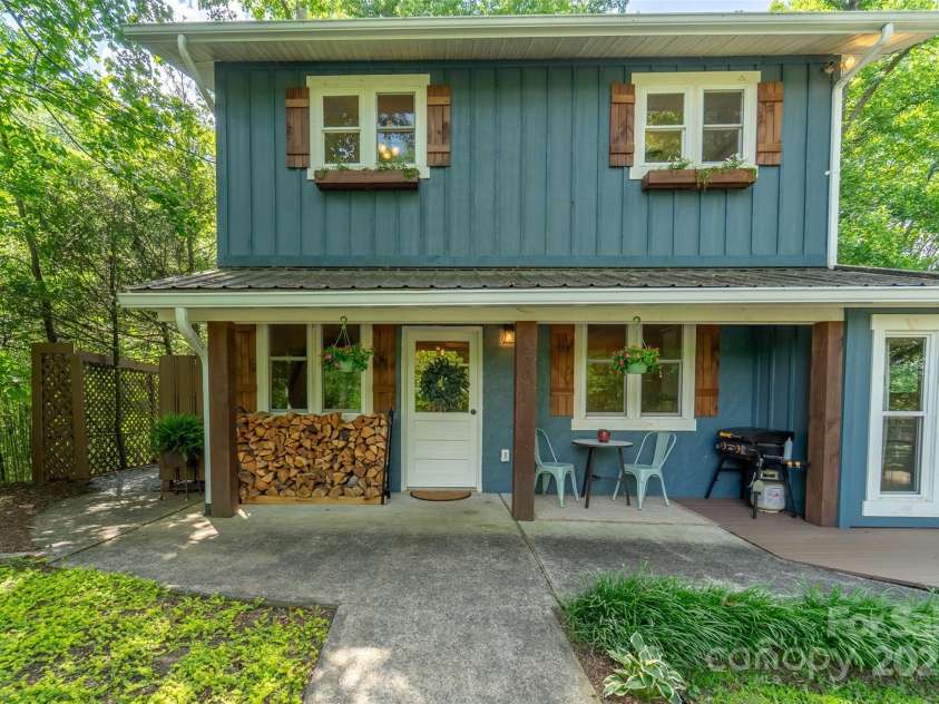 590 Claude Cook Road, Sylva, NC 28779.  MLS# CAR4277927, YatesRealty ID 23840. 