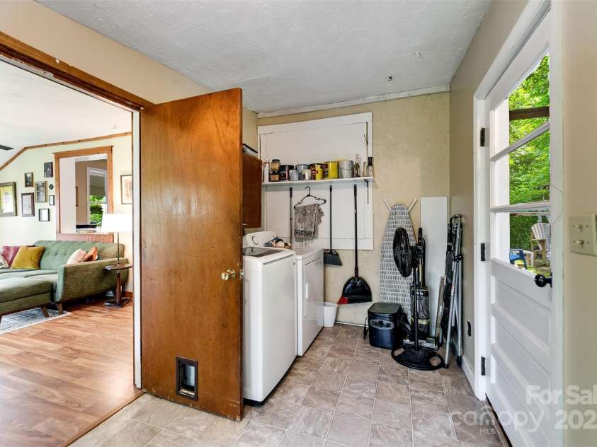 590 Claude Cook Road, Sylva, NC 28779.  MLS# CAR4277927, YatesRealty ID 23840. 