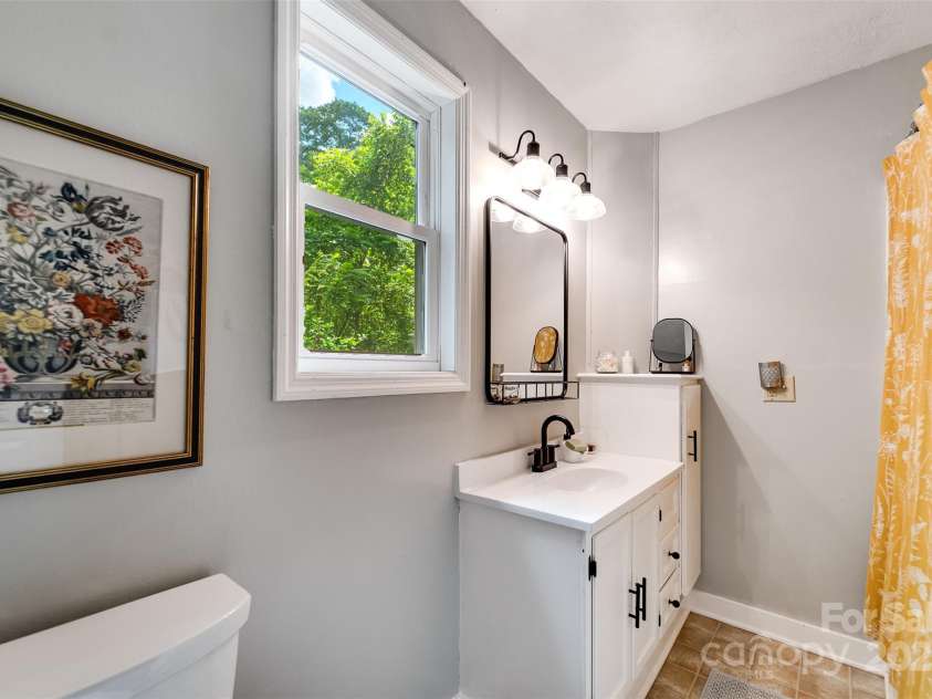 590 Claude Cook Road, Sylva, NC 28779.  MLS# CAR4277927, YatesRealty ID 23840. 