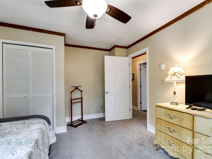 590 Claude Cook Road, Sylva, NC 28779.  MLS# CAR4277927, YatesRealty ID 23840. 