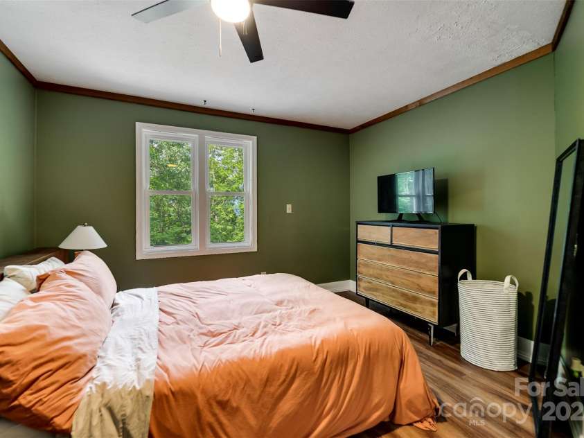 590 Claude Cook Road, Sylva, NC 28779.  MLS# CAR4277927, YatesRealty ID 23840. 