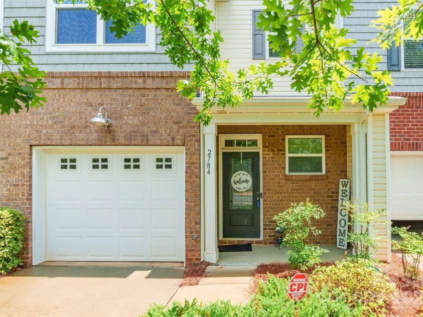 2784 Sawbridge Lane, Gastonia, NC 28056.  MLS# CAR4278021, YatesRealty ID 23841. 