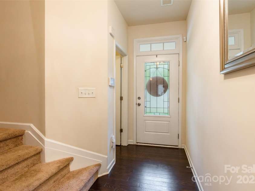 2784 Sawbridge Lane, Gastonia, NC 28056.  MLS# CAR4278021, YatesRealty ID 23841. 