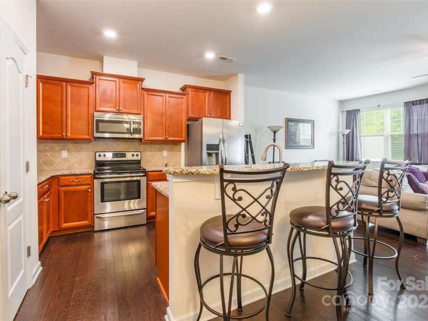 2784 Sawbridge Lane, Gastonia, NC 28056.  MLS# CAR4278021, YatesRealty ID 23841. 