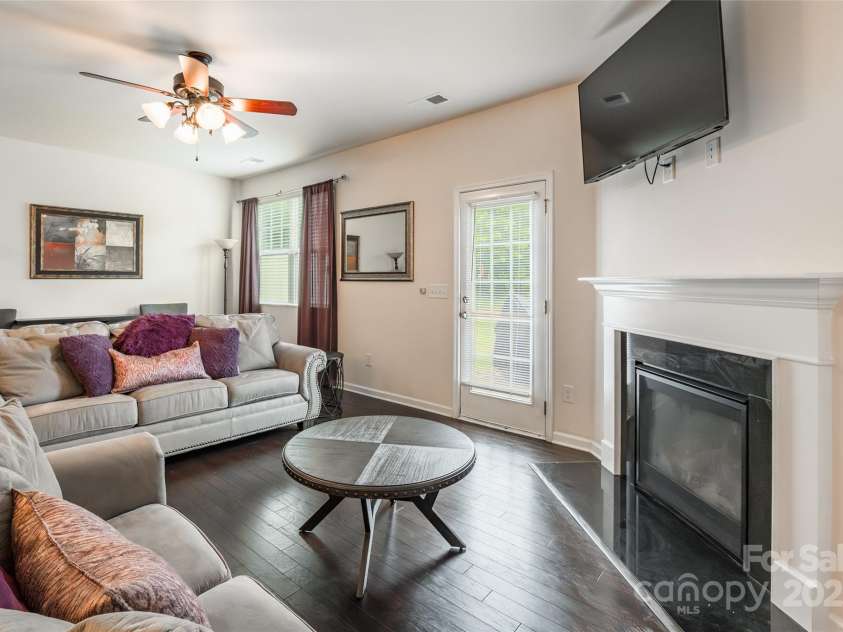 2784 Sawbridge Lane, Gastonia, NC 28056.  MLS# CAR4278021, YatesRealty ID 23841. 