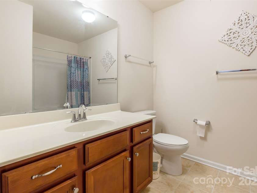 2784 Sawbridge Lane, Gastonia, NC 28056.  MLS# CAR4278021, YatesRealty ID 23841. 