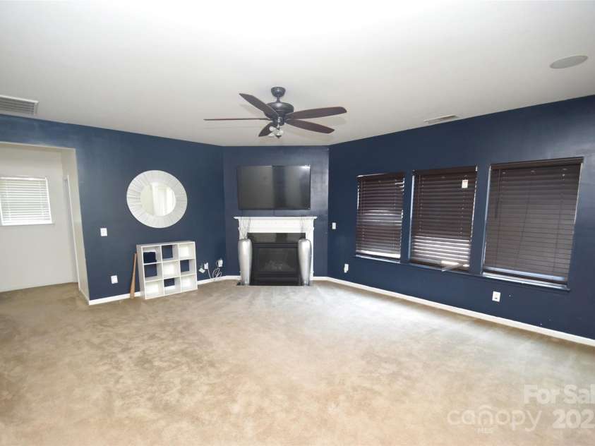 11124 Pond Valley Court, Charlotte, NC 28269.  MLS# CAR4277863, YatesRealty ID 23842. 