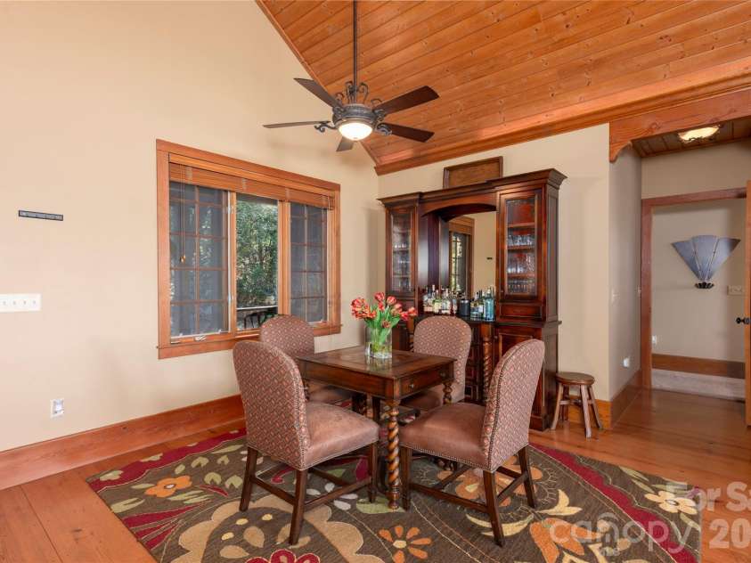 601 Hawk Mountain Road, Lake Toxaway, NC 28747.  MLS# CAR4378046, YatesRealty ID 23842. 