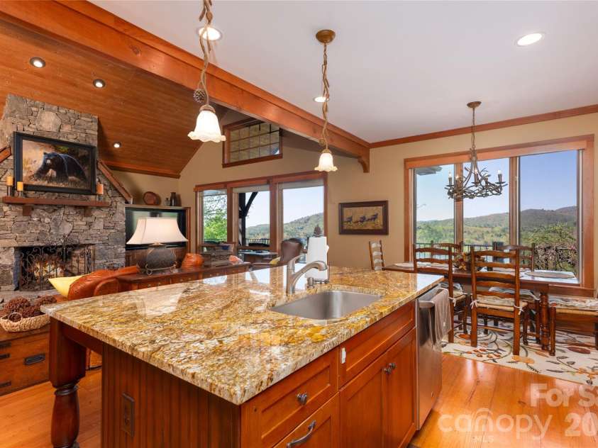 601 Hawk Mountain Road, Lake Toxaway, NC 28747.  MLS# CAR4378046, YatesRealty ID 23842. 