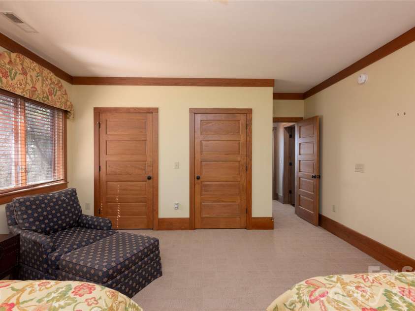 601 Hawk Mountain Road, Lake Toxaway, NC 28747.  MLS# CAR4378046, YatesRealty ID 23842. 