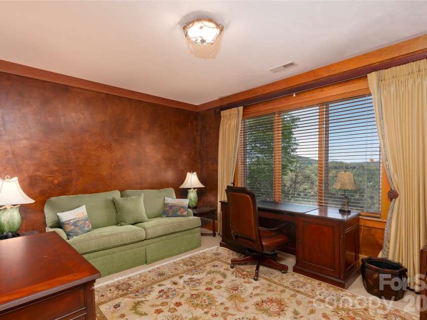 601 Hawk Mountain Road, Lake Toxaway, NC 28747.  MLS# CAR4378046, YatesRealty ID 23842. 