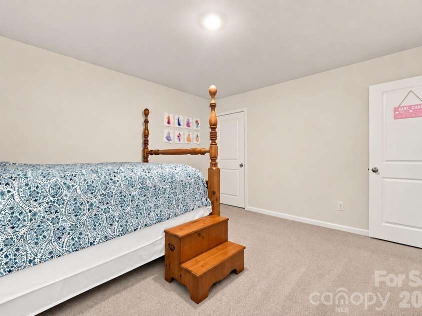 118 Hill Lane, Troutman, NC 28166.  MLS# CAR4376345, YatesRealty ID 23843. 