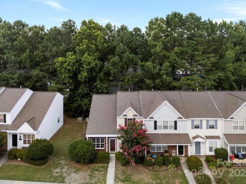 12914 Sickles Drive, Charlotte, NC 28273.  MLS# CAR4275478, YatesRealty ID 23844. 