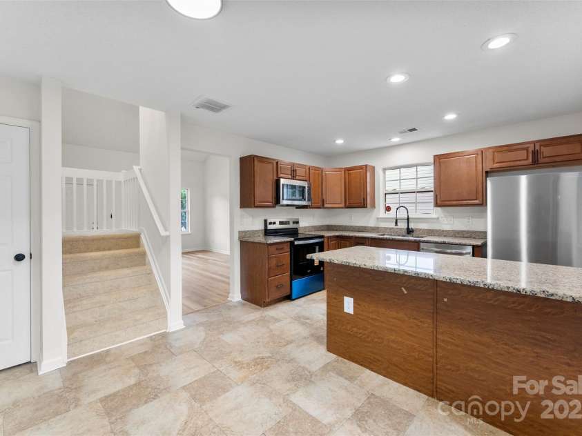 12914 Sickles Drive, Charlotte, NC 28273.  MLS# CAR4275478, YatesRealty ID 23844. 