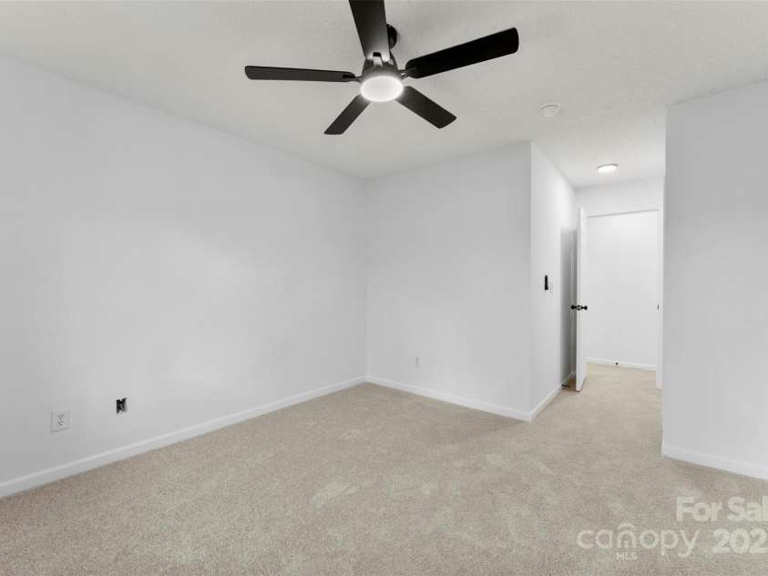 12914 Sickles Drive, Charlotte, NC 28273.  MLS# CAR4275478, YatesRealty ID 23844. 