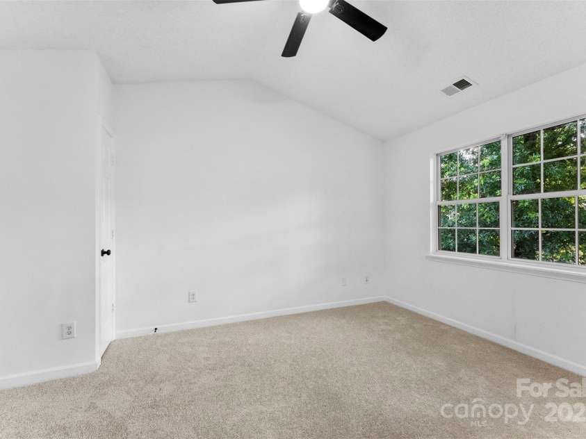 12914 Sickles Drive, Charlotte, NC 28273.  MLS# CAR4275478, YatesRealty ID 23844. 