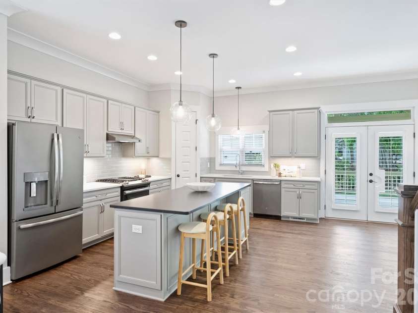 3030 Attaberry Drive, Charlotte, NC 28205.  MLS# CAR4378482, YatesRealty ID 23845. 