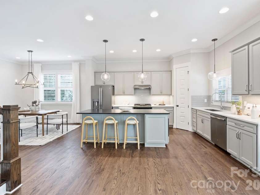 3030 Attaberry Drive, Charlotte, NC 28205.  MLS# CAR4378482, YatesRealty ID 23845. 