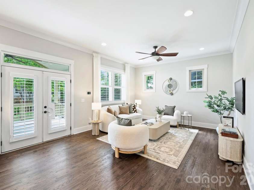3030 Attaberry Drive, Charlotte, NC 28205.  MLS# CAR4378482, YatesRealty ID 23845. 