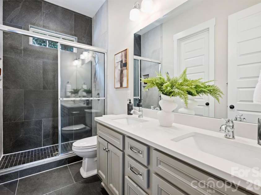 3030 Attaberry Drive, Charlotte, NC 28205.  MLS# CAR4378482, YatesRealty ID 23845. 