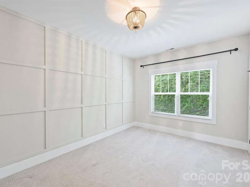 3030 Attaberry Drive, Charlotte, NC 28205.  MLS# CAR4378482, YatesRealty ID 23845. 