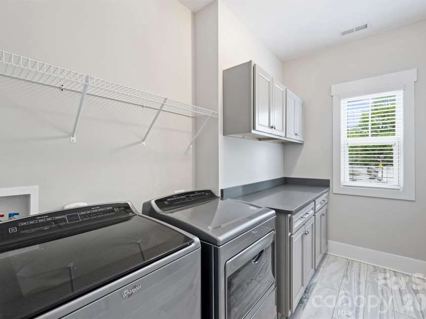 3030 Attaberry Drive, Charlotte, NC 28205.  MLS# CAR4378482, YatesRealty ID 23845. 