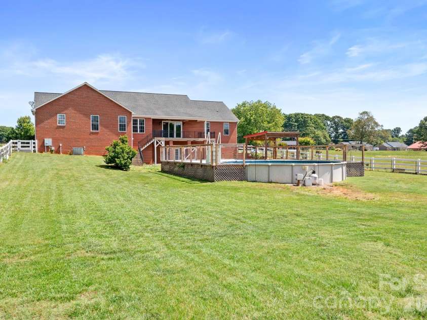 3987 NC 27 Highway, Lincolnton, NC 28092.  MLS# CAR4381735, YatesRealty ID 23846. 