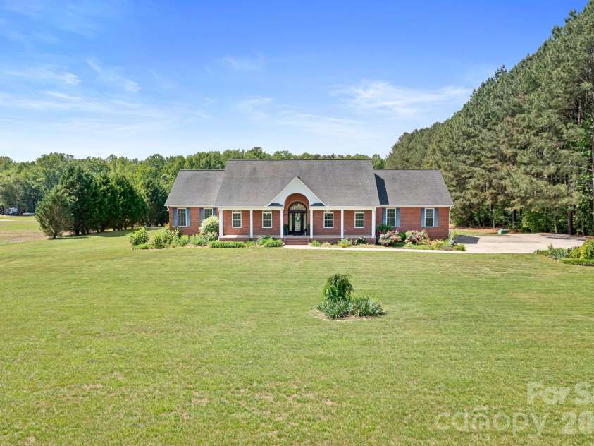 3987 NC 27 Highway, Lincolnton, NC 28092.  MLS# CAR4381735, YatesRealty ID 23846. 