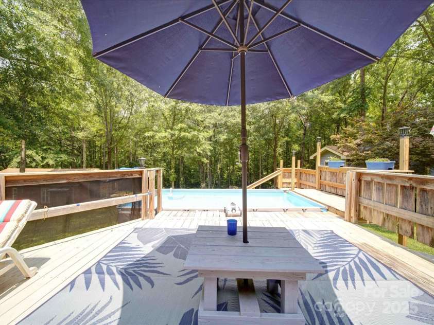 157 Old Hearth Road, Clover, SC 29710.  MLS# CAR4265529, YatesRealty ID 23847. 